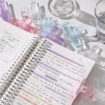 Transparent Acrylic Book Binder Clip - Image 5