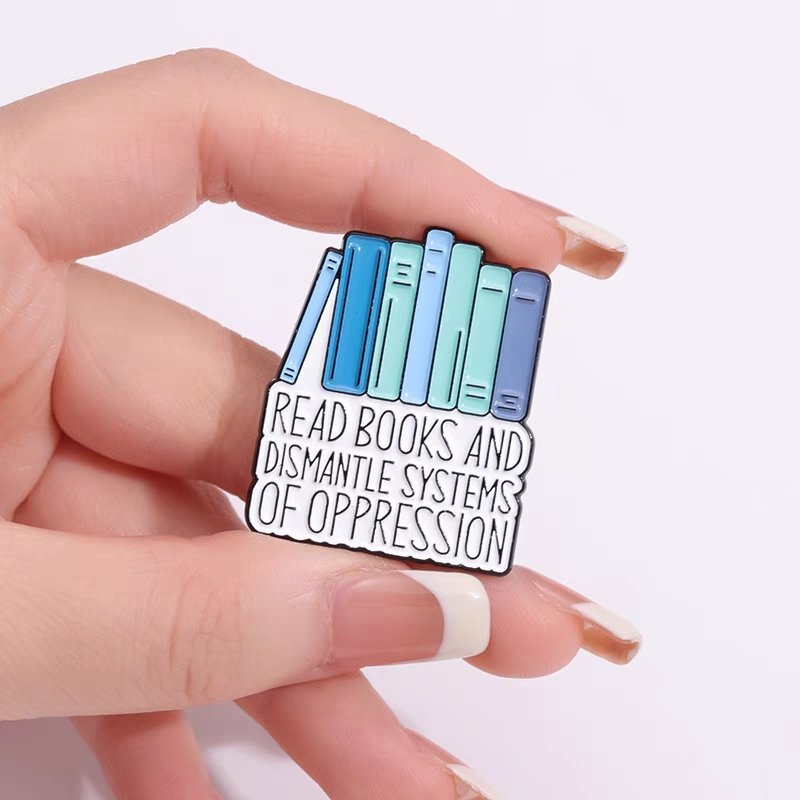 tb_image_share_1727968778958.jpg Bookworm Enamel Metal Brooch Pin - Image 1